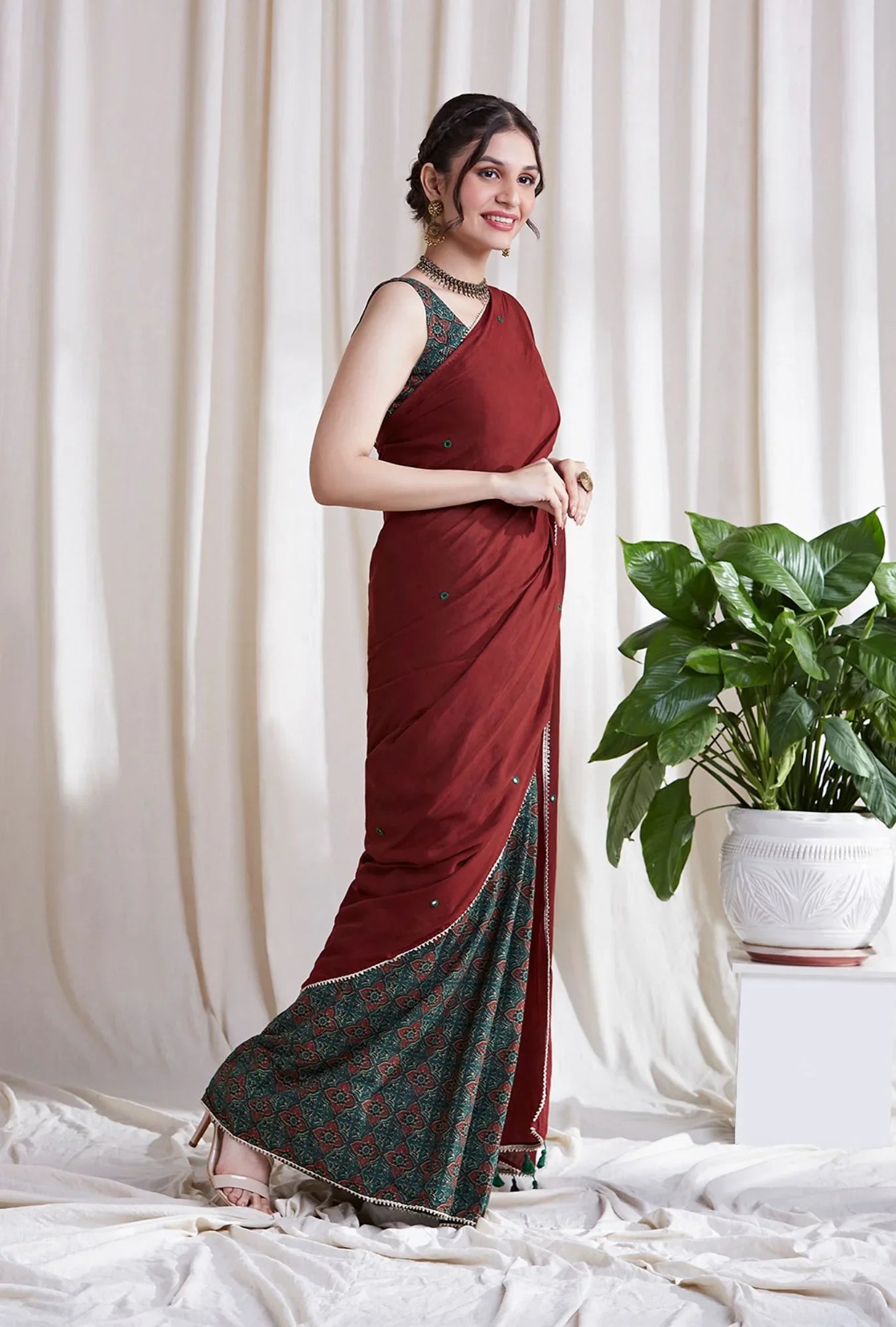 Multicolor Cotton Saree with Red Pallu at Kamakhyaa by Hasttvam. This item is Cotton, Festive Wear, Floral, Green, Natural dyes, Red, Relaxed Fit, Respondible production and Vegan