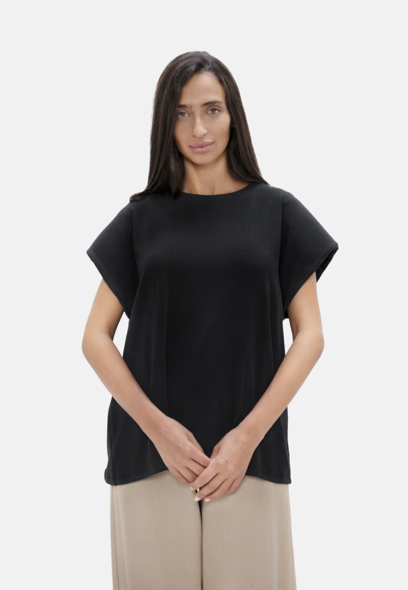 Muscat - Bold Shoulder Tee - Black Sand at Kamakhyaa by 1 People. This item is Made from Natural Materials