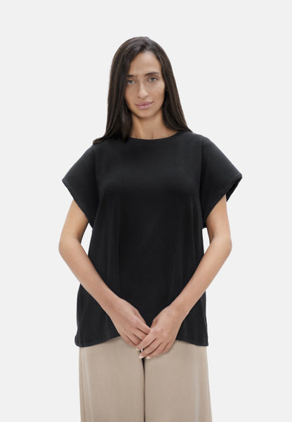 Muscat - Bold Shoulder Tee - Black Sand at Kamakhyaa by 1 People. This item is Made from Natural Materials