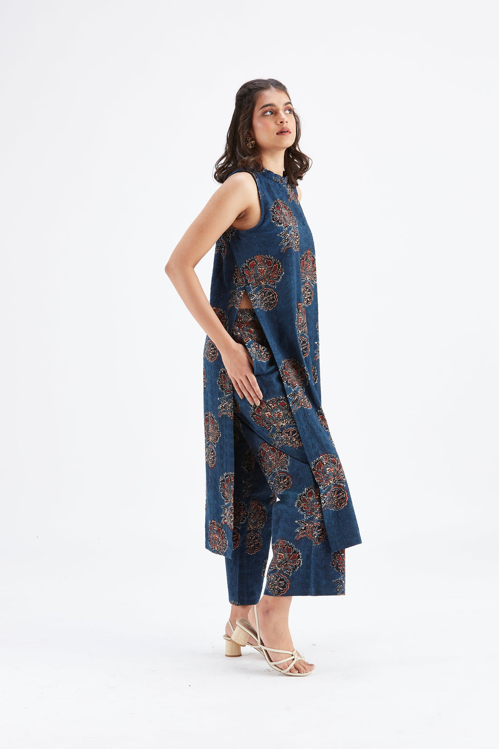 Nava Indigo Floral Printed Modal kurta set at Kamakhyaa by Hasttvam. This item is Ete by Hasttvam, Floral Prints, Fusion Wear, Hand Printed, Indigo, Modal, Womenswear