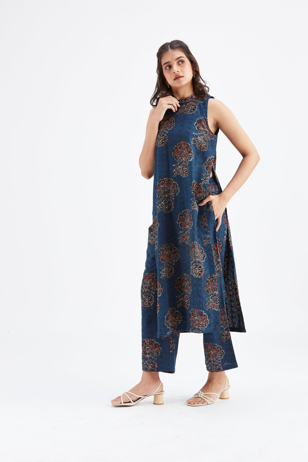 Nava Indigo Floral Printed Modal kurta set at Kamakhyaa by Hasttvam. This item is Ete by Hasttvam, Floral Prints, Fusion Wear, Hand Printed, Indigo, Modal, Womenswear
