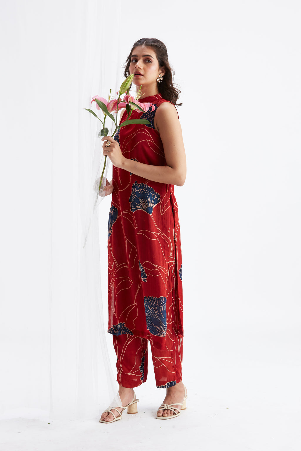 Nava Red Modal kurta set at Kamakhyaa by Hasttvam. This item is Ete by Hasttvam, Floral Prints, Fusion Wear, Hand Printed, Modal, Red, Womenswear