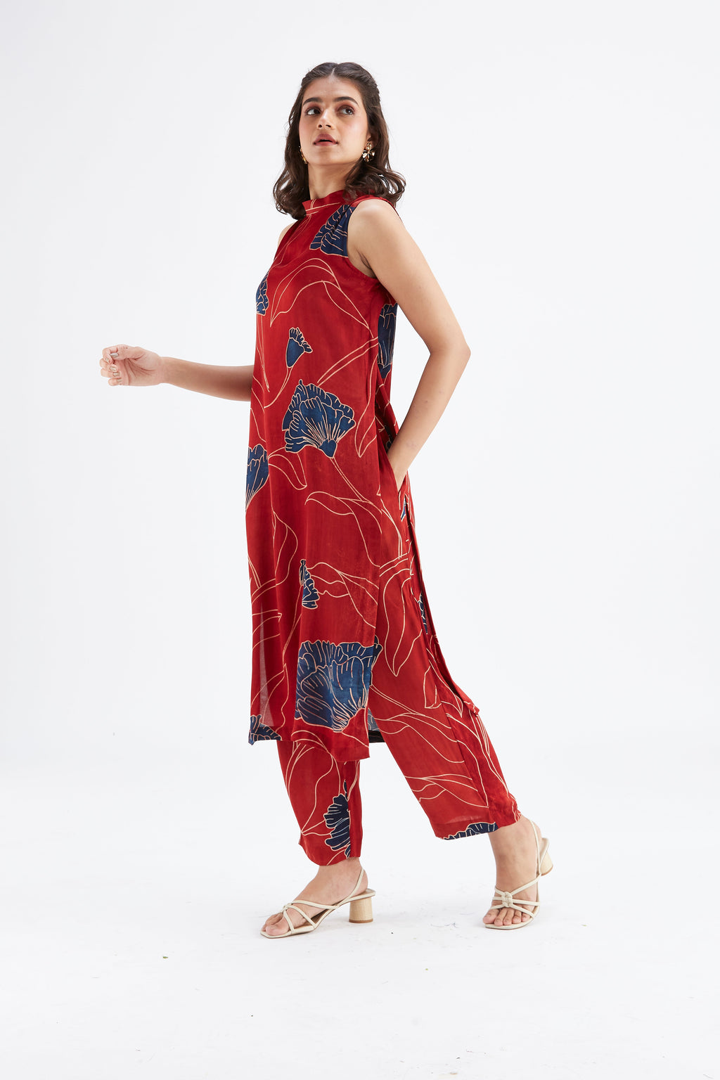Nava Red Modal kurta set at Kamakhyaa by Hasttvam. This item is Ete by Hasttvam, Floral Prints, Fusion Wear, Hand Printed, Modal, Red, Womenswear