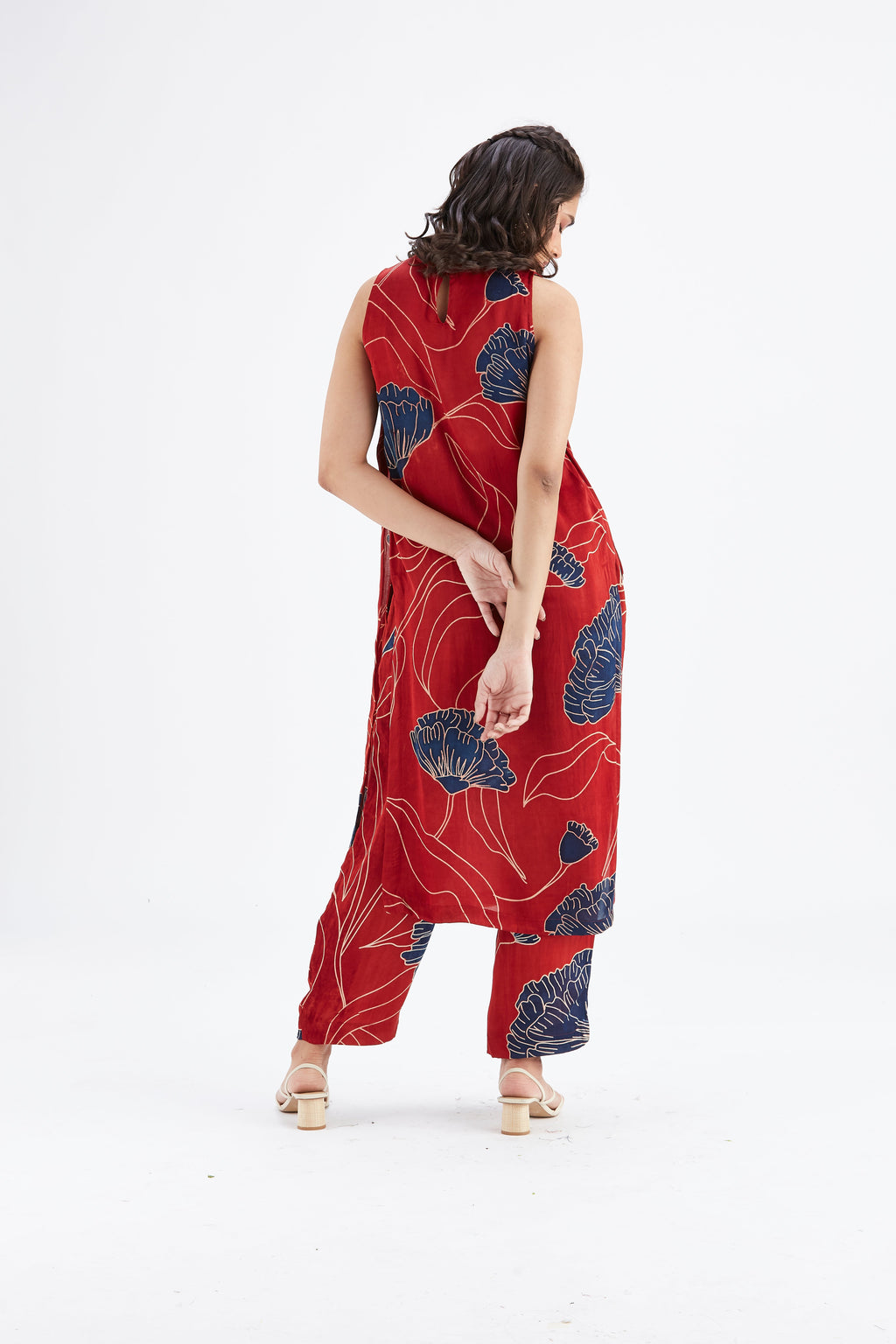 Nava Red Modal kurta set at Kamakhyaa by Hasttvam. This item is Ete by Hasttvam, Floral Prints, Fusion Wear, Hand Printed, Modal, Red, Womenswear