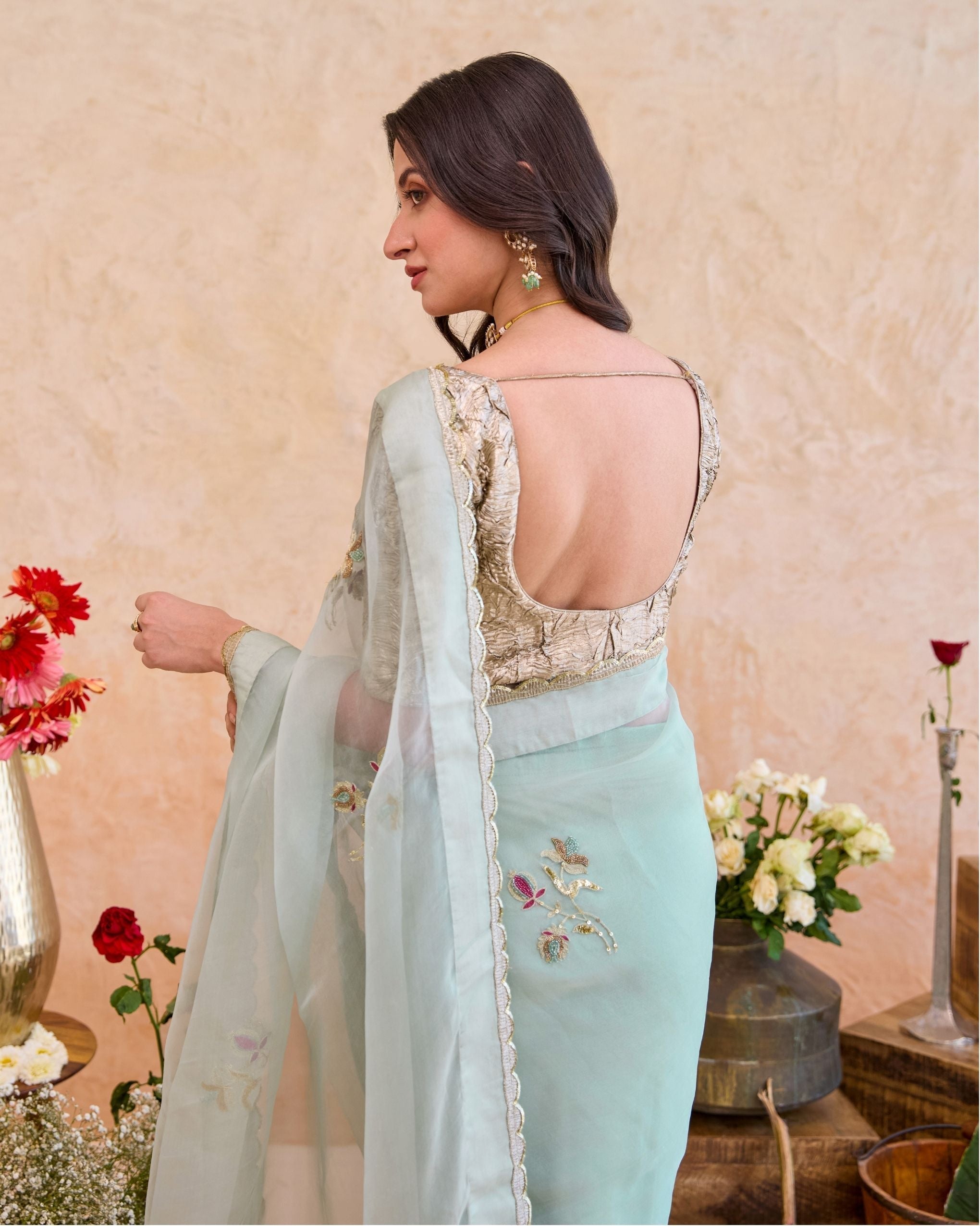 Nigar Saree at kamakhyaa.com by Taro. This item is Jashn-E-Taro - The Trousseau Edit by Taro