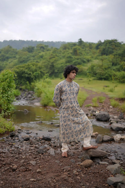 Off-White Ajrakh Indigo Floral Kurta at Kamakhyaa by Hasttvam. This item is Blue, Cotton, Festive Wear, Floral, Natural dyes, Relaxed Fit, Respondible production and Vegan