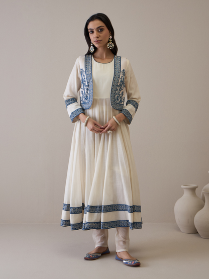 Off White Chanderi Kurta Set with Jacket at Kamakhyaa by RoohbyRidhimaa. This item is Avani by RoohbyRidhimaa, Ethnic Wear, Kurta Pant Sets, Pure Chanderi, Regular Fit, Resham Embroidered, Toxin free, White