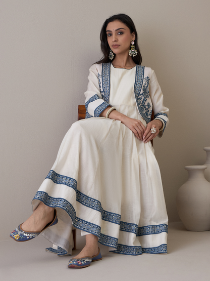 Off White Chanderi Kurta Set with Jacket at Kamakhyaa by RoohbyRidhimaa. This item is Avani by RoohbyRidhimaa, Ethnic Wear, Kurta Pant Sets, Pure Chanderi, Regular Fit, Resham Embroidered, Toxin free, White