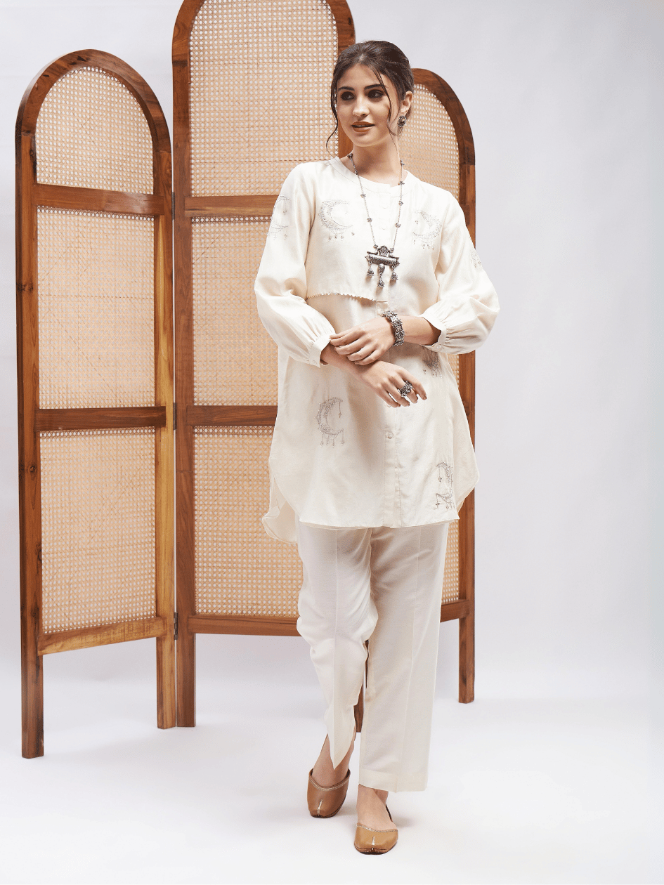 Off-White Chanderi Silk Kurta Set at Kamakhyaa by RoohbyRidhimaa. This item is Cotton, Cotton Mulmul, Kurta Sets, Off-white, Office Wear, Relaxed Fit, Sequin Embroidered, Silk Chanderi, Toxin free