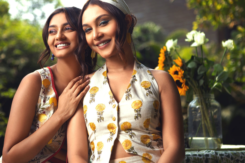 Off-White Floral Prints Crop Top at Kamakhyaa by Akashii Clothing. This item is Bloom by Akashi Clothing, Cotton, Crop Tops, Floral Prints, handmade, Kala Cotton, Off-white, Organic, Regular Fit, Resort Wear