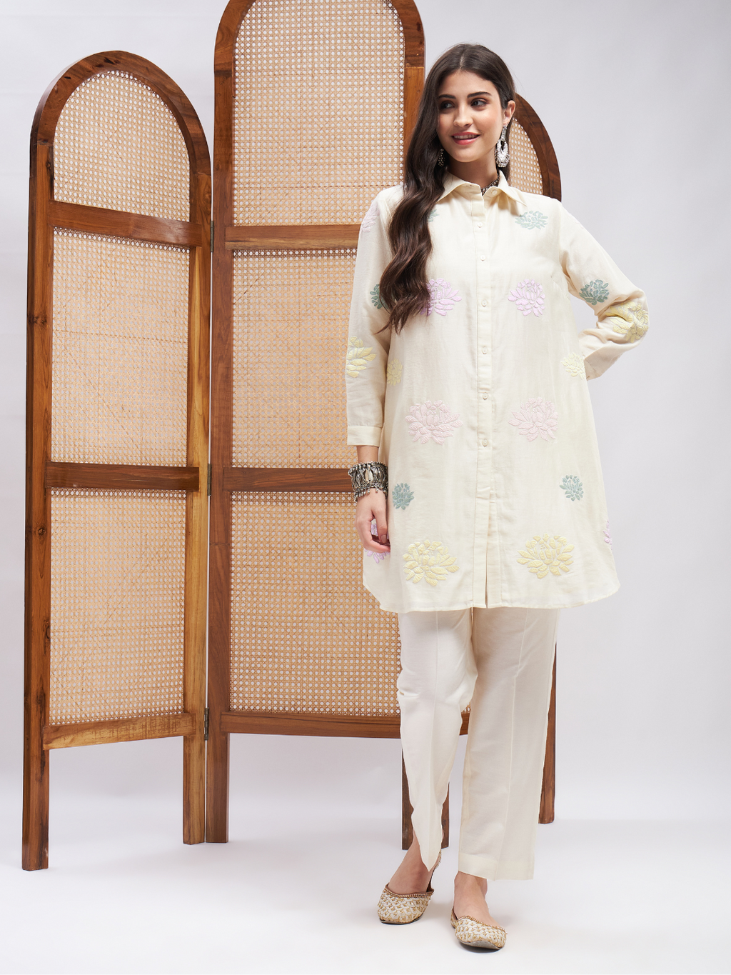 Off-White Resham Embroidered Kurta Set at Kamakhyaa by RoohbyRidhimaa. This item is Cotton Mulmul, Kurta Sets, Off-white, Office Wear, Relaxed Fit, Resham Embroidered, Silk Chanderi, Toxin free