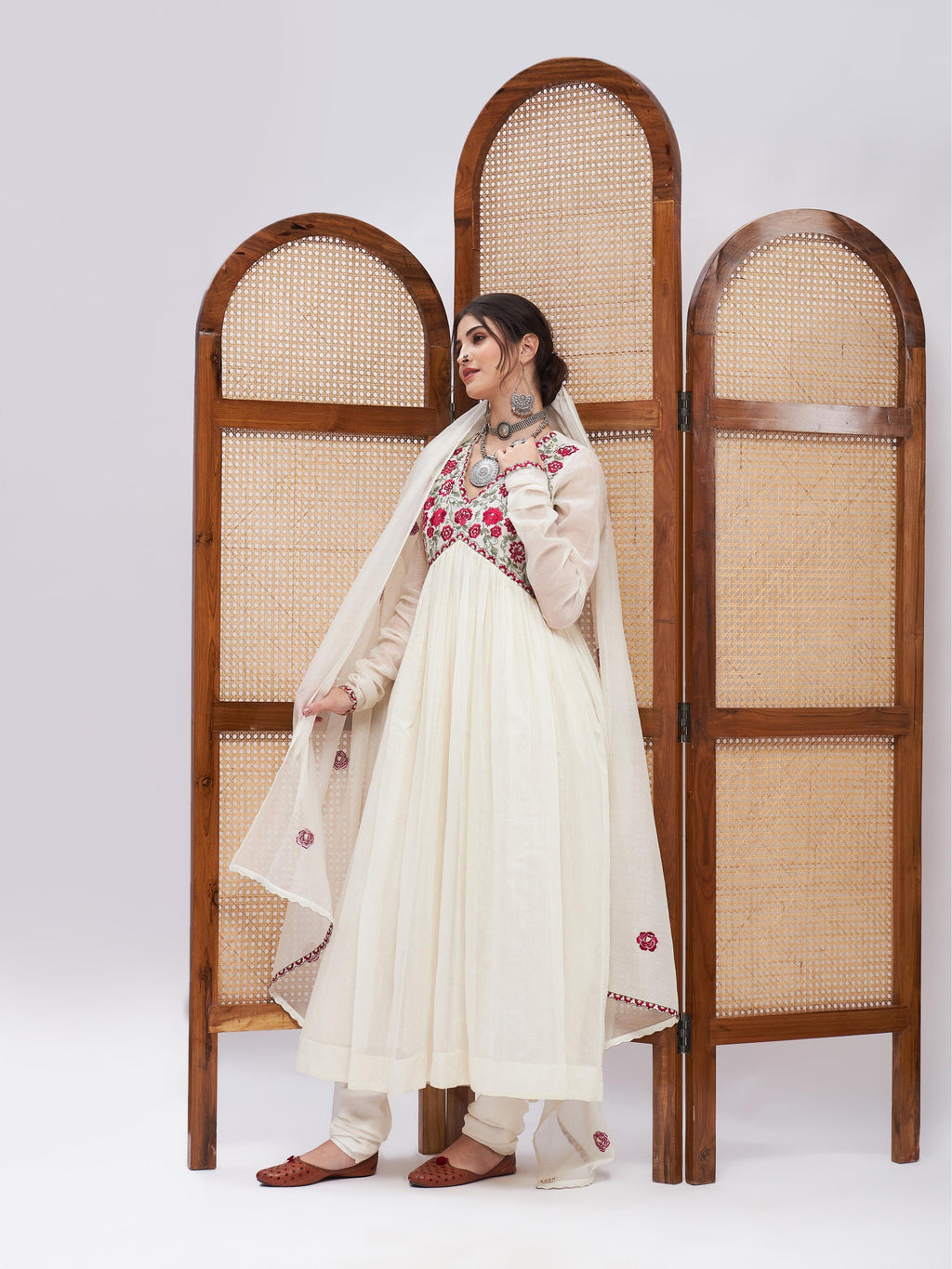 Off-White Resham Embroidered Kurta Set with Dupatta at Kamakhyaa by RoohbyRidhimaa. This item is Chanderi Silk, Cotton, Dupattas, Embroidered, Festive Wear, Kurta Set with Dupattas, Kurta Sets, Off-white, Relaxed Fit, Resham, Resham Embroidered, Silk Chanderi, Toxin free