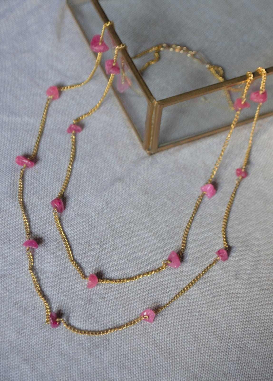 Pink Necklace Gravel at Kamakhyaa by House Of Heer. This item is Alloy Metal, Beaded Jewellery, Festive Jewellery, Festive Wear, Free Size, jewelry, July Sale, July Sale 2023, Less than $50, Natural, Necklaces, Pink, Products less than $25, Solids