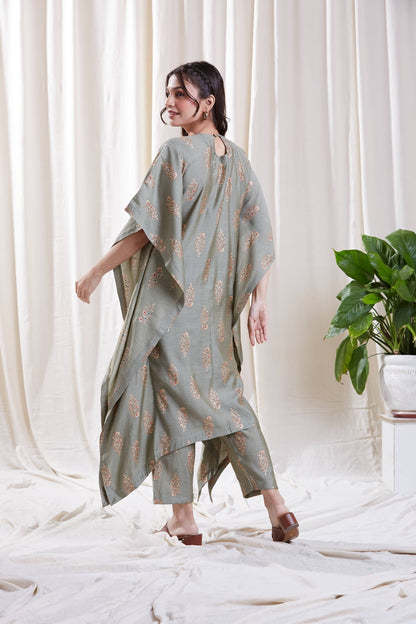 Printed Green Kaftan Set at Kamakhyaa by Hasttvam. This item is Floral, Fusion Wear, Green, Handmade by Artisans, Natural dyes, Relaxed Fit, Respondible production and Vegan, Viscose Silk