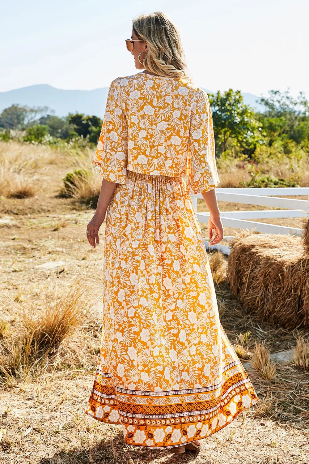 Printed Half Sleeve Top and Slit Skirt Set at kamakhyaa.com by Trendsi. This item is Roman, Ship From Overseas, Under $100