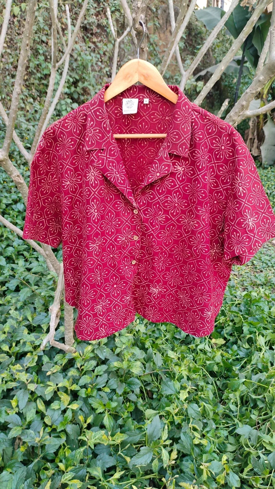 Printed Red Crop Shirt at Kamakhyaa by Hasttvam. This item is CottonFloralCasual WearRedHandmade by artisans, Natural dyes, Relaxed Fit, Respondible production and Vegan