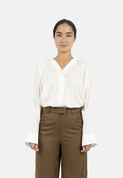 Siena Batwing Sleeve Shirt-Creme at Kamakhyaa by 1 People. This item is 