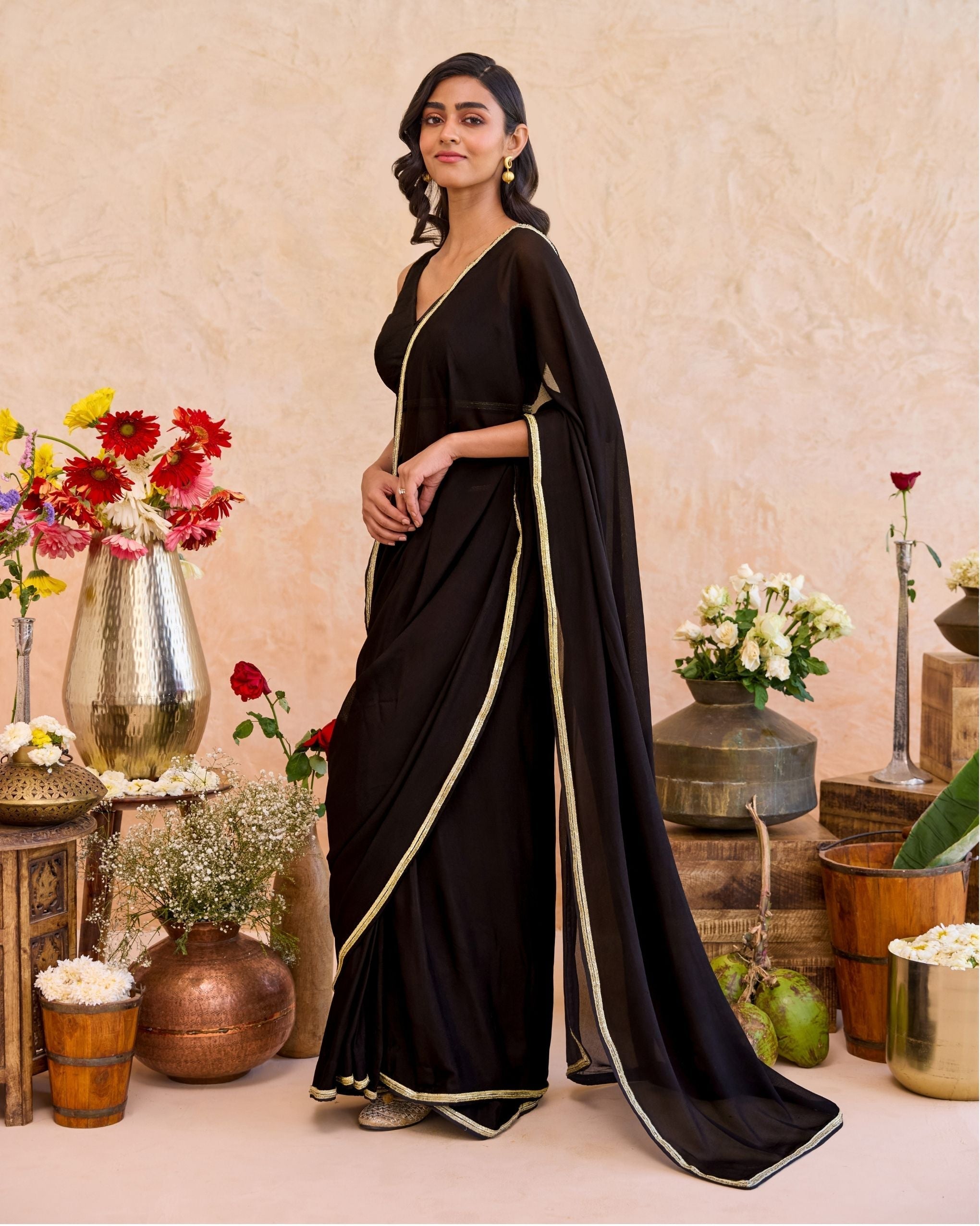 Siyahi Saree at kamakhyaa.com by Taro. This item is Saundh by Taro