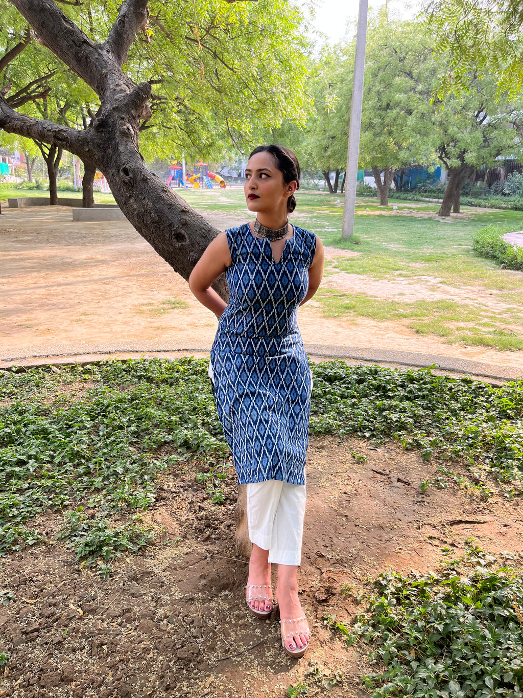 Sleeveless Kurta And Solid Pant at Kamakhyaa by Kamakhyaa. This item is 100% pure cotton, Blue, Casual Wear, Complete Sets, Indian Wear, KKYSS, Kurta Pant Sets, Natural, Prints, Regular Fit, Summer Sutra, Womenswear