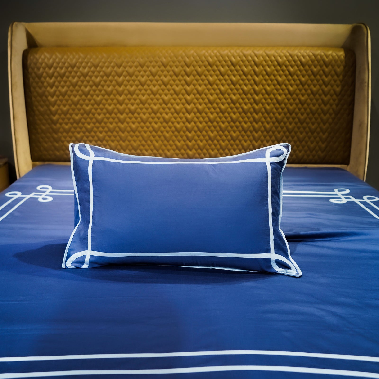 Tranquil Curve| Designer Bed Sheet Set| Blue| 100%Cotton at Kamakhyaa by Kamakhyaa. This item is designer bedsheets