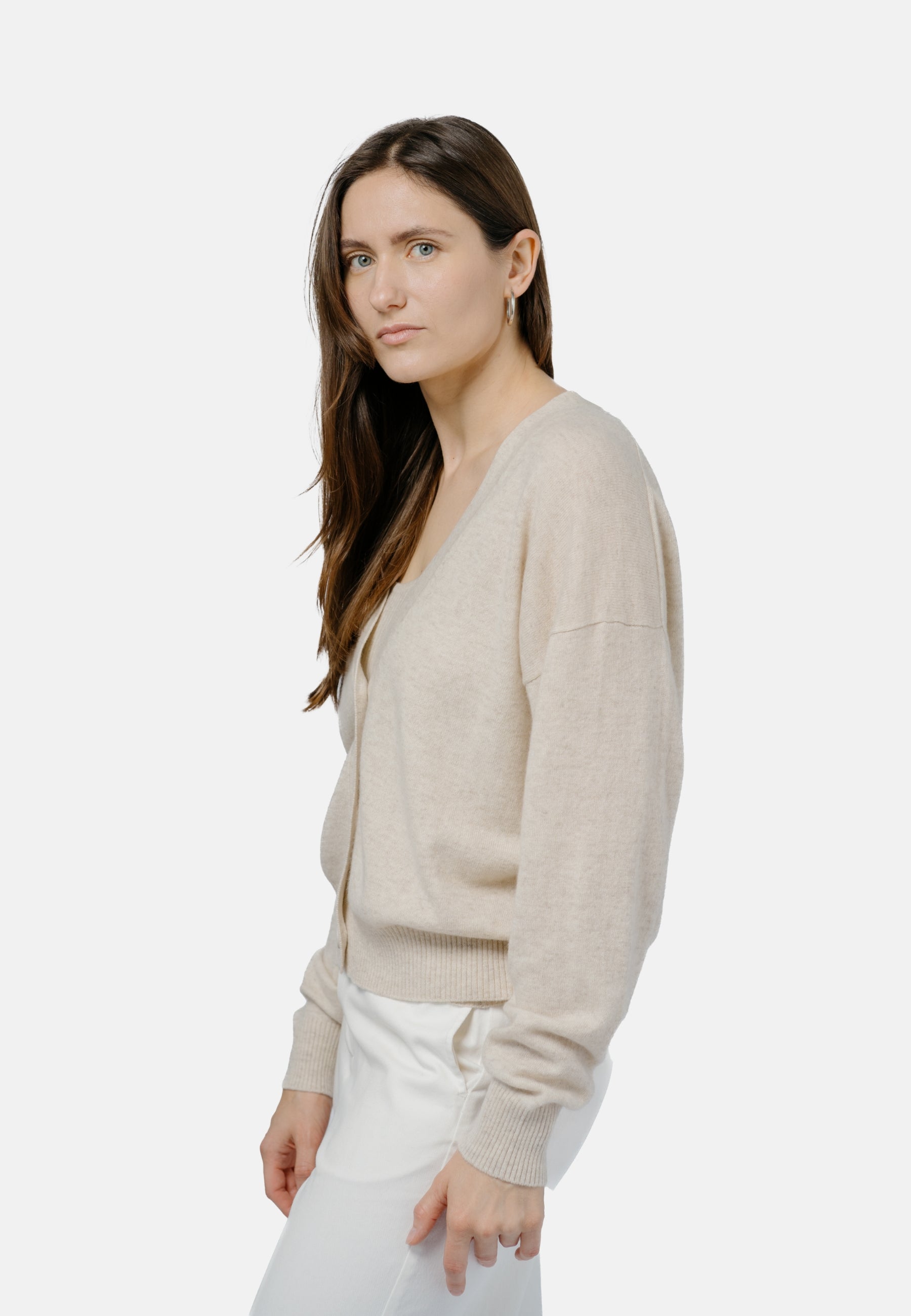 Ulaanbaatar Cardigan Off White at Kamakhyaa by 1 People. This item is Cardigans, Made from Natural Materials