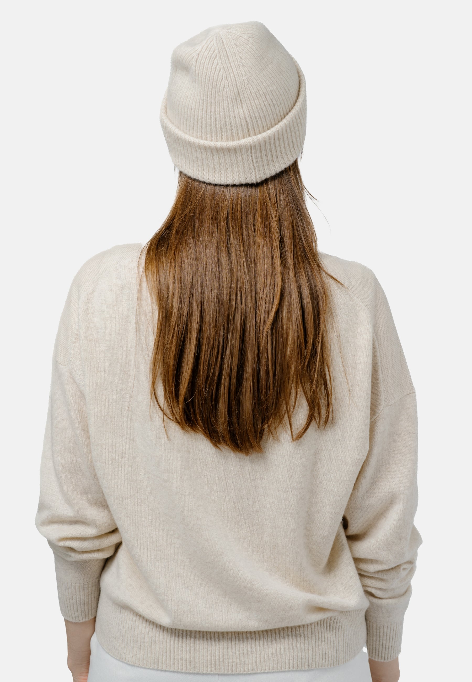 Vilnius Beanie Off White at Kamakhyaa by 1 People. This item is Made from Natural Materials