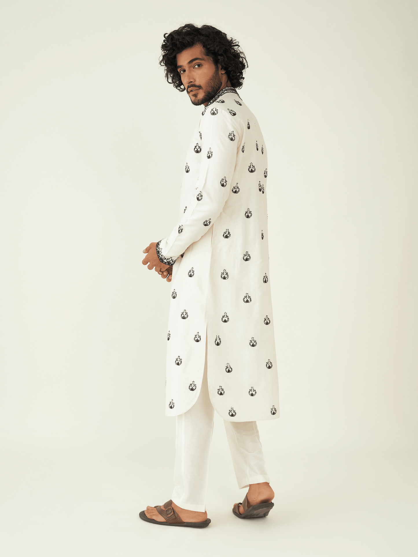 White Viscose Silk Kurta Set at Kamakhyaa by RoohbyRidhimaa. This item is Festive Wear, Kurta Pant Sets, Men Kurta Pant Sets, Menswear By RoohbyRidhimaa, Qala By RoohbyRidhimaa, Regular Fit, Solids, Viscose Raw Silk, White