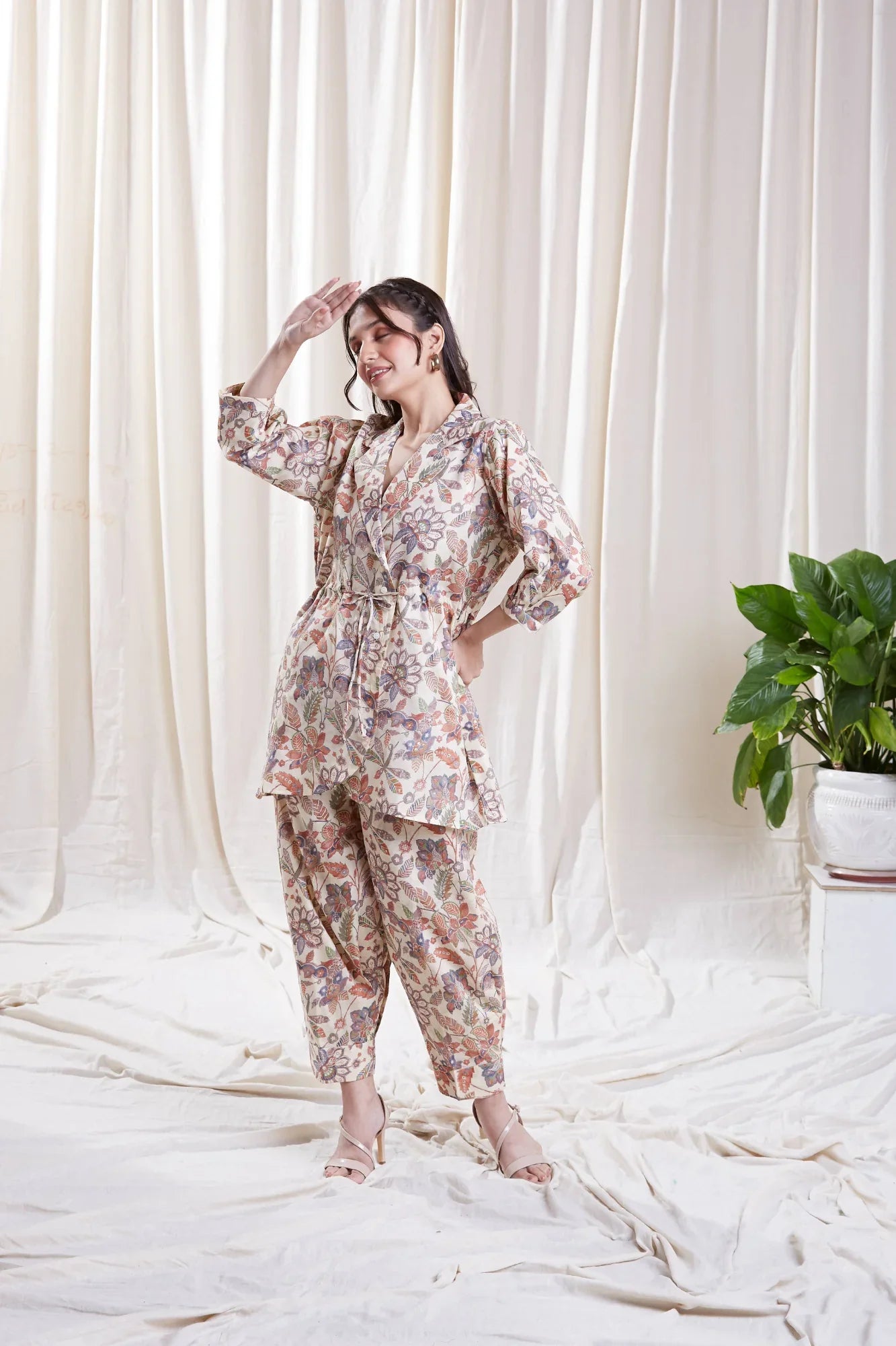 White co-ord set with Floral Print Set at Kamakhyaa by Hasttvam. This item is Cotton, Floral, Fusion Wear, Natural dyes, Relaxed Fit, Respondible production and Vegan, White