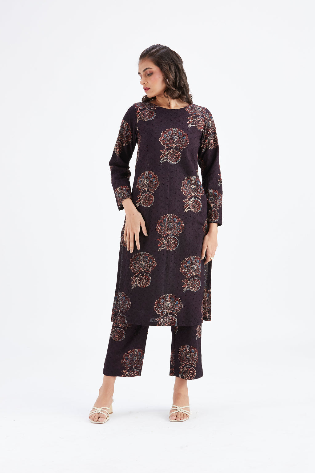 Yara Black Floral Printed Cotton kurta set at Kamakhyaa by Hasttvam. This item is Black, Cotton, Ete by Hasttvam, Floral Prints, Fusion Wear, Hand Printed, Womenswear