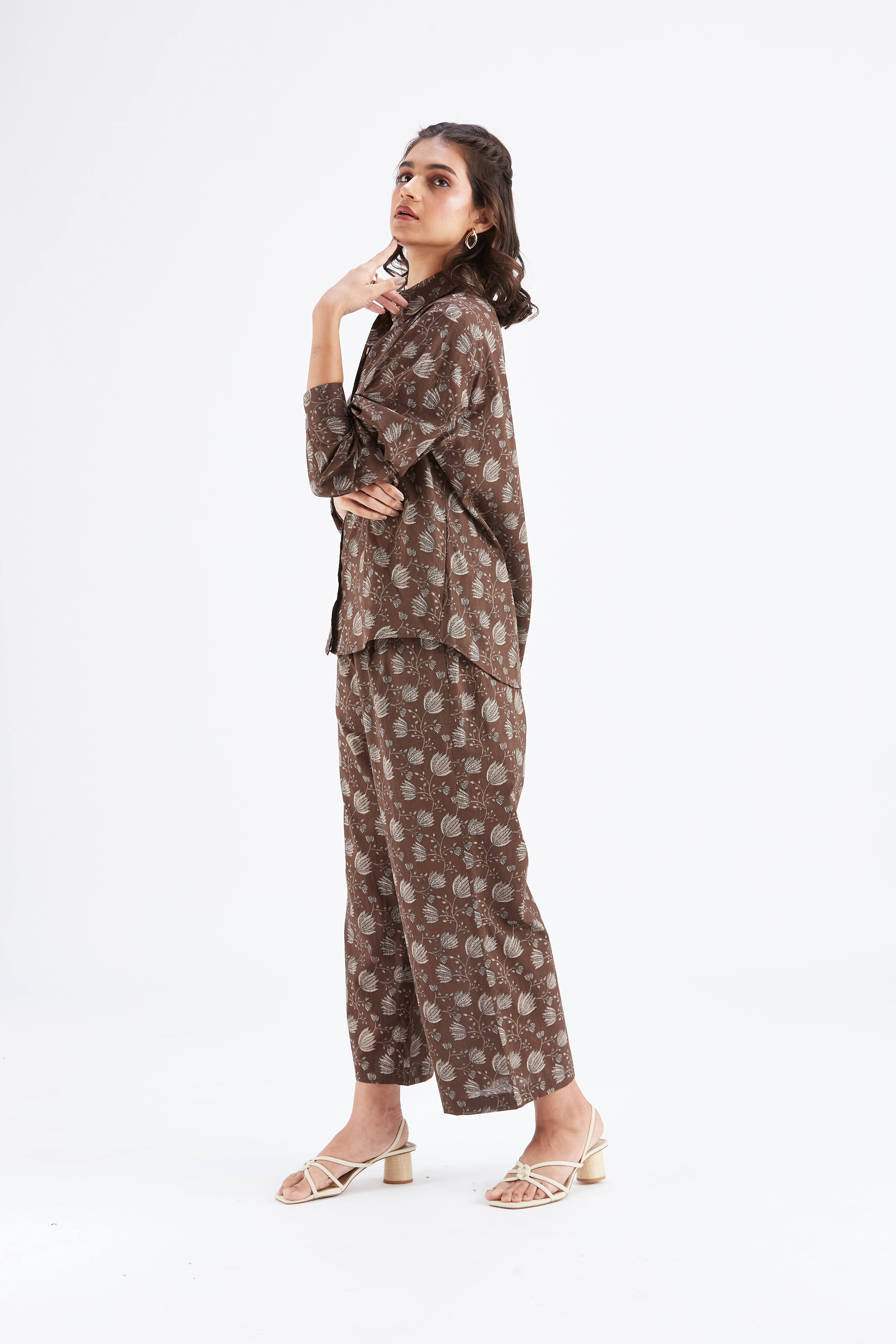 Yuna Brown Printed Cotton Co-ord set at Kamakhyaa by Hasttvam. This item is Brown, Cotton, Ete by Hasttvam, Floral Prints, Fusion Wear, Hand Printed, Womenswear