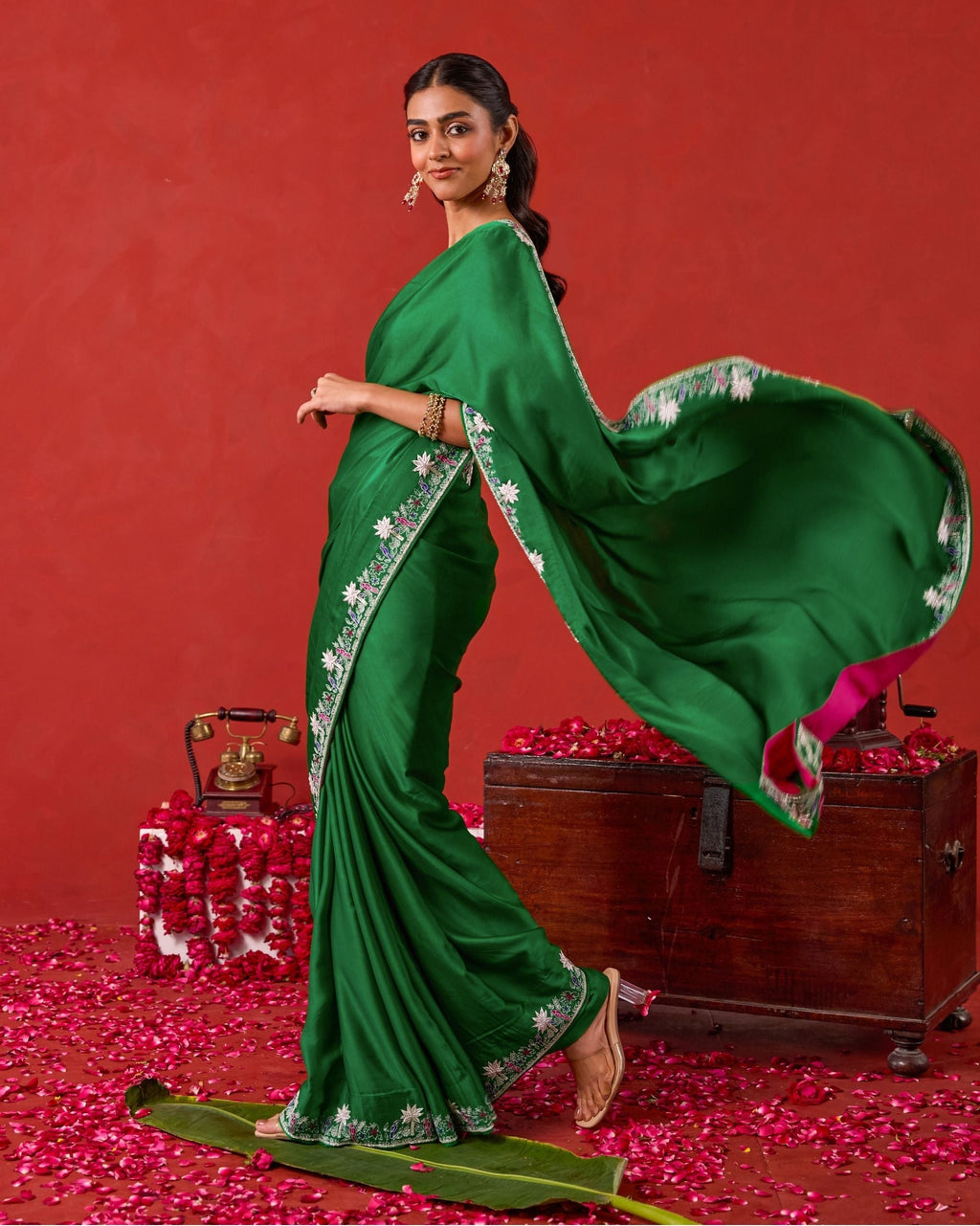 Zariya Saree at kamakhyaa.com by Taro. This item is Jashn-E-Taro - The Trousseau Edit by Taro