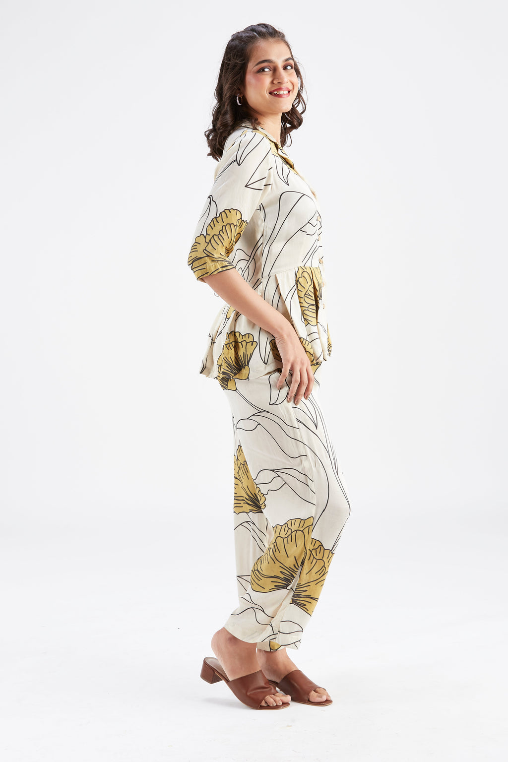 Zola White Floral Printed Cotton Co-ord set at Kamakhyaa by Hasttvam. This item is Cotton, Ete by Hasttvam, Floral Prints, Fusion Wear, Hand Printed, White, Womenswear