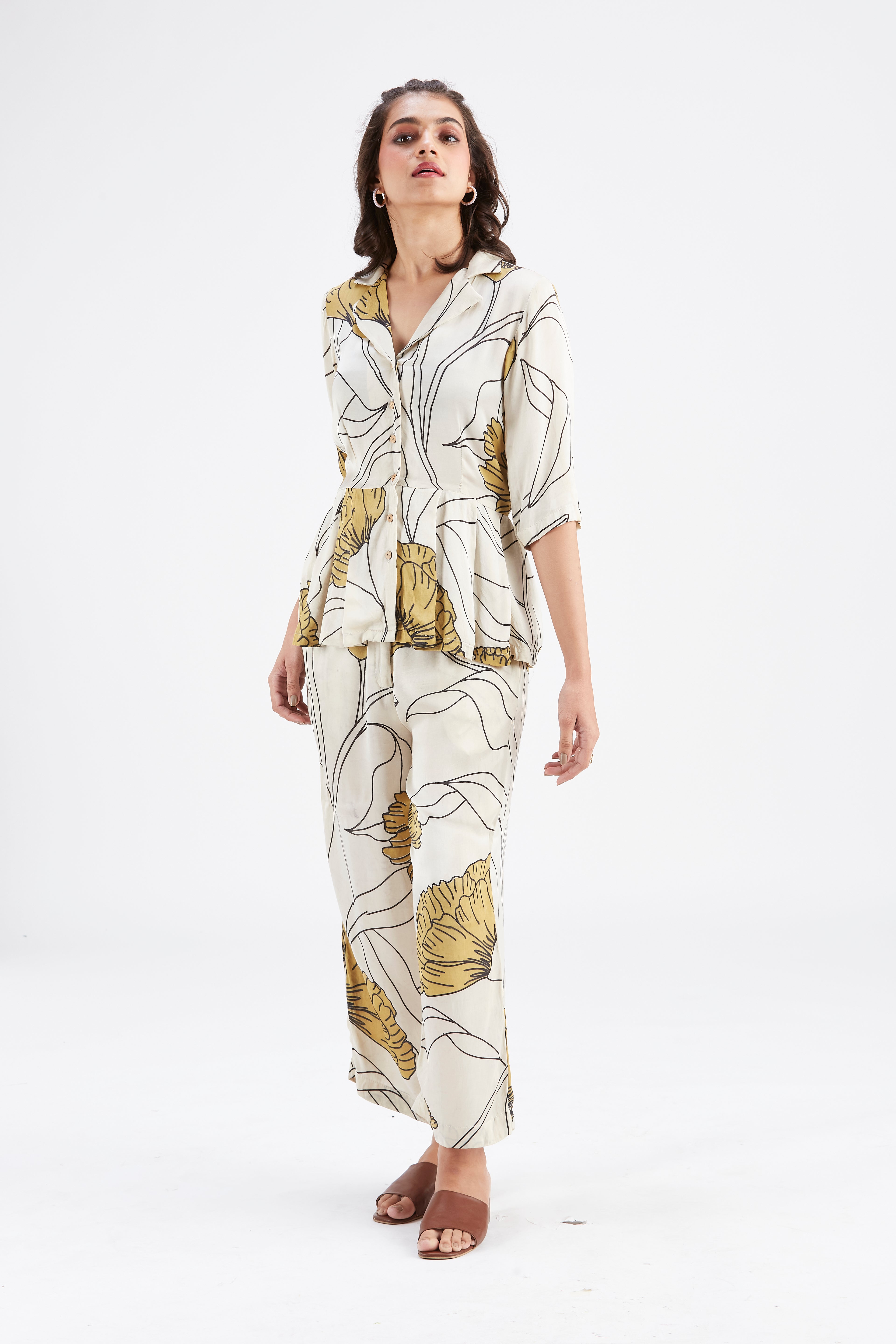 Zola White Floral Printed Cotton Co-ord set at Kamakhyaa by Hasttvam. This item is Cotton, Ete by Hasttvam, Floral Prints, Fusion Wear, Hand Printed, White, Womenswear