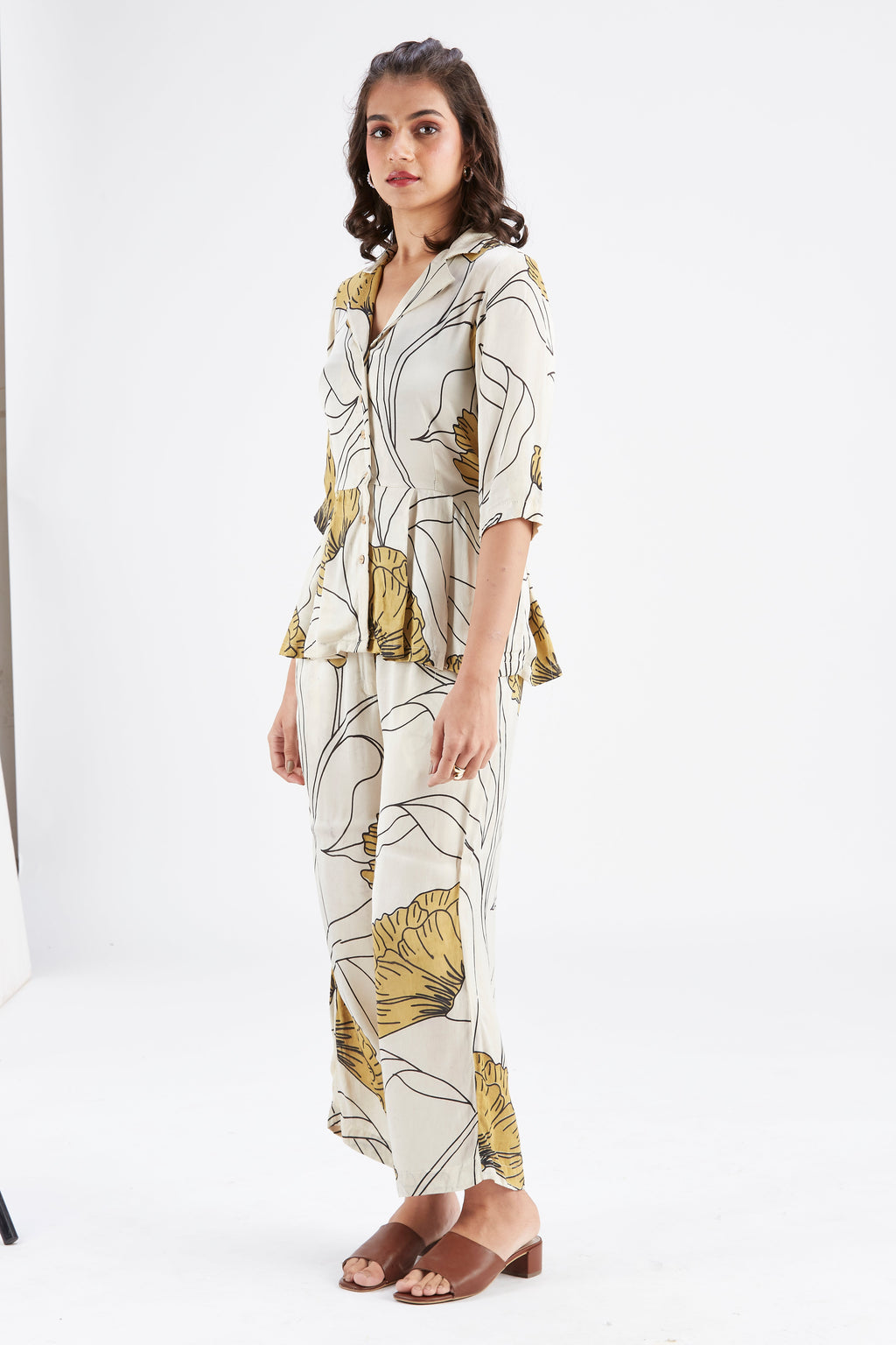 Zola White Floral Printed Cotton Co-ord set at Kamakhyaa by Hasttvam. This item is Cotton, Ete by Hasttvam, Floral Prints, Fusion Wear, Hand Printed, White, Womenswear