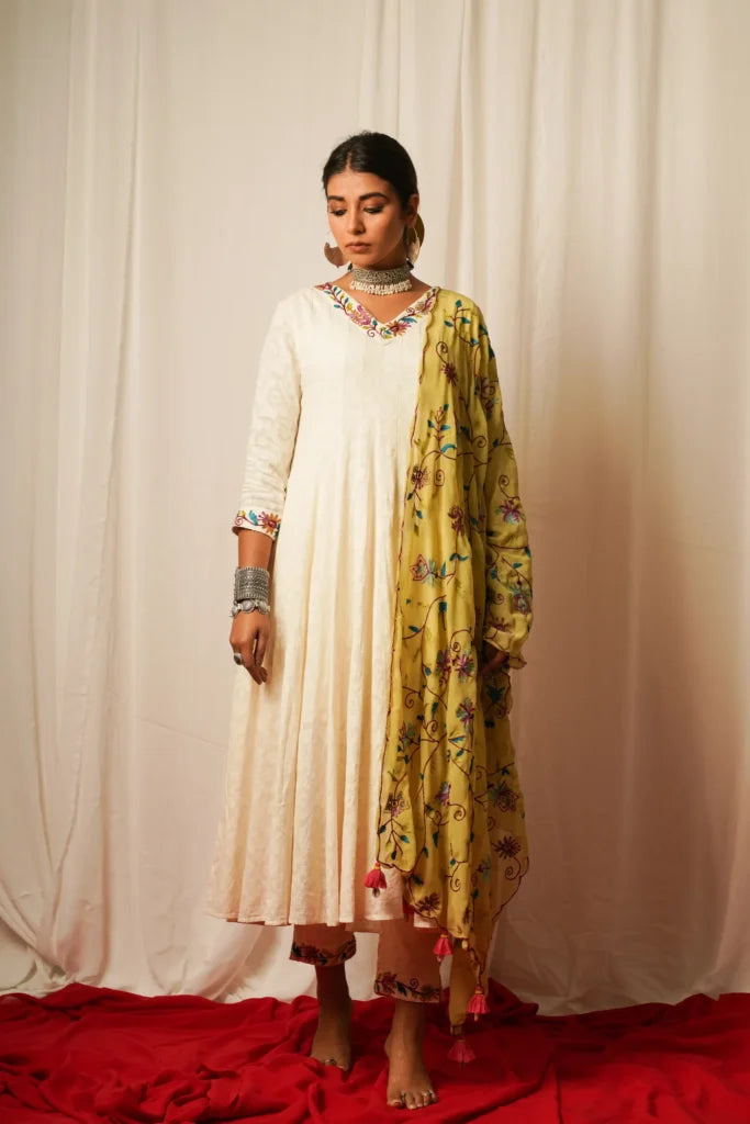 Anarkali Kurta And Pants-Set Of Two at Kamakhyaa by Keva. This item is Best Selling, Cotton Lurex, Embroidered, For Mother, Indian Wear, Kurta Pant Sets, Natural, Relaxed Fit, Resort Wear, Tatriz, White, Womenswear