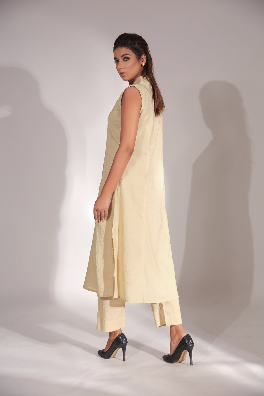 Beige Kurta Pant Set With Cape at Kamakhyaa by Keva. This item is Beige, Black, Block Prints, Cape, Cotton, Indian Wear, Kurta Pant Sets, Natural, Relaxed Fit, Resort Wear, Womenswear, Zima