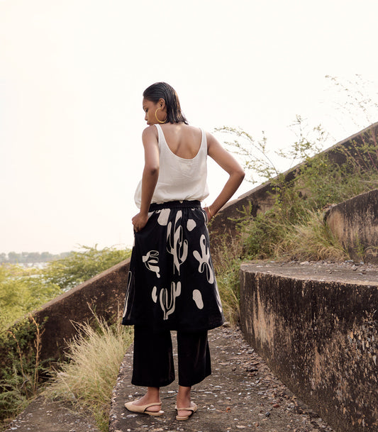 Black And White Printed Cotton Skirt Trouser at Kamakhyaa by Khara Kapas. This item is Birdsong, Black, Casual Wear, kharakapas, Natural, Prints, Regular Fit, Skirts, Womenswear