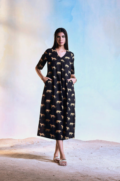 Black Block Print Centre Pleat Dress at Kamakhyaa by Charkhee. This item is Black, Casual Wear, Cotton, Midi Dresses, Natural, Prints, Regular Fit, Womenswear