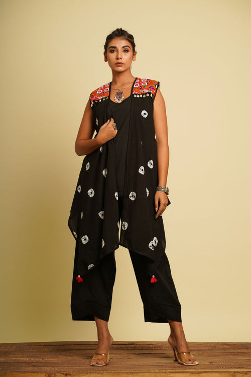 Black Embroidered Cotton Co-ord Set at Kamakhyaa by Keva. This item is 100% cotton, Black, Co-ord Sets, FB ADS JUNE, For Anniversary, Fusion Wear, Natural, New, Ombre & Dyes, party, Party Wear Co-ords, Printed Selfsame, Regular Fit, Saba, Womenswear
