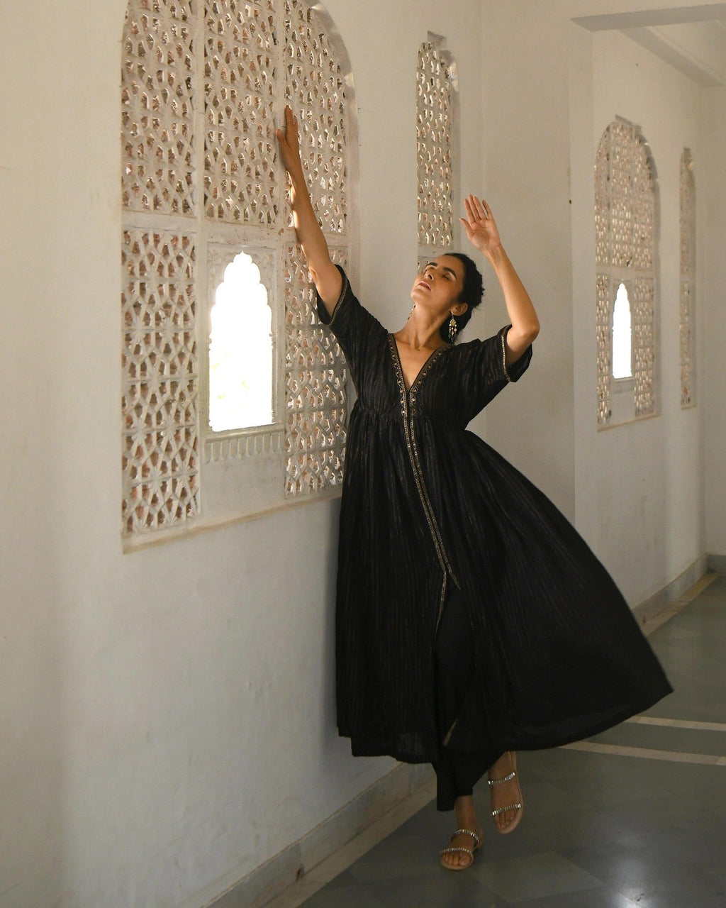 Black Embroidered Cotton Kaftan Set With Zari at Kamakhyaa by Taro. This item is Best Selling, Black, Co-ord Sets, Duplicate, Evening Wear, FB ADS JUNE, Handwoven Cotton, July Sale, July Sale 2023, Natural, party, Party Wear Co-ords, Regular Fit, Sitara Taro, Textured, Womenswear