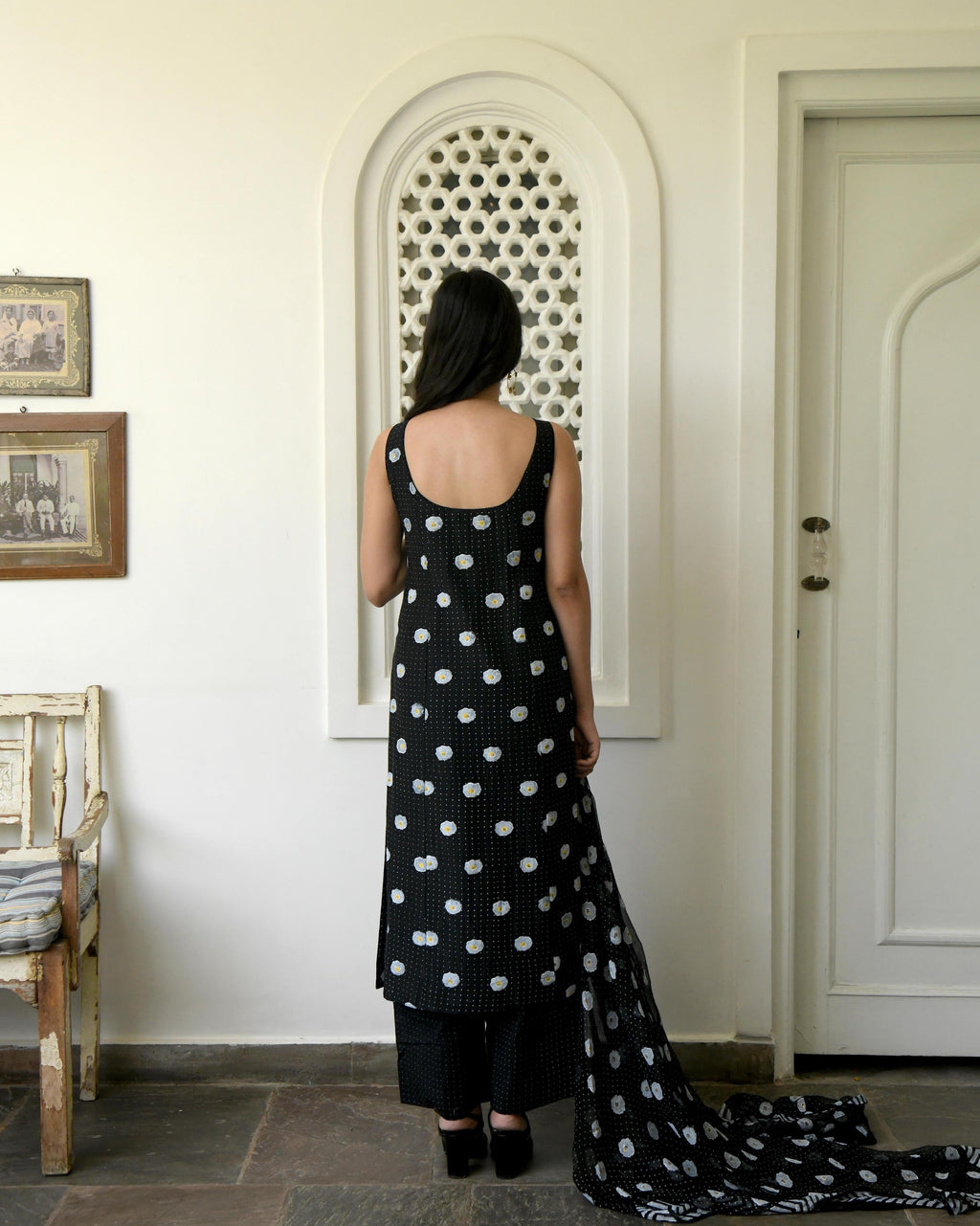 Black Printed Kurta Set With Dupatta at Kamakhyaa by Taro. This item is Best Selling, Black, Chiffon, Evening Wear, Gulzar Taro, Indian Wear, July Sale, July Sale 2023, Kurta Palazzo Sets, Natural, Prints, Regular Fit, Womenswear