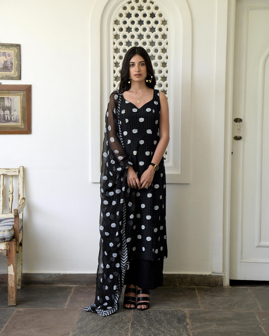 Black Printed Kurta Set With Dupatta at Kamakhyaa by Taro. This item is Best Selling, Black, Chiffon, Evening Wear, Gulzar Taro, Indian Wear, July Sale, July Sale 2023, Kurta Palazzo Sets, Natural, Prints, Regular Fit, Womenswear