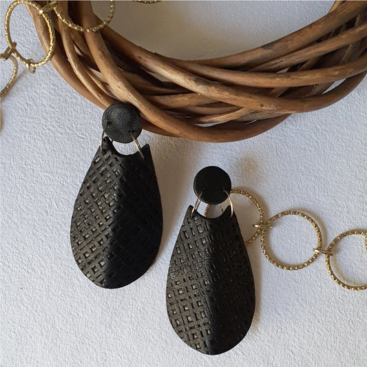 Black Short Earrings Lueur at Kamakhyaa by Noupelle. This item is Black, Fashion Jewellery, Free Size, jewelry, Less than $50, Natural, Party Wear, Products less than $25, Short Earrings, Upcycled, Upcycled leather