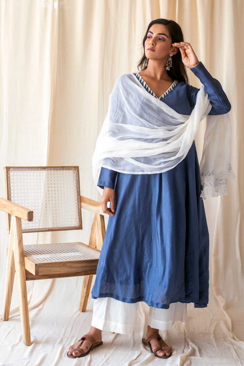 Blue Chanderi Silk Kurta Set With Dupatta at Kamakhyaa by Taro. This item is Blue, Chanderi Silk, Evening Wear, For Mother, Indian Wear, July Sale, July Sale 2023, Kurta Palazzo Sets, Natural, Regular Fit, Rozana Taro, Solids, Womenswear