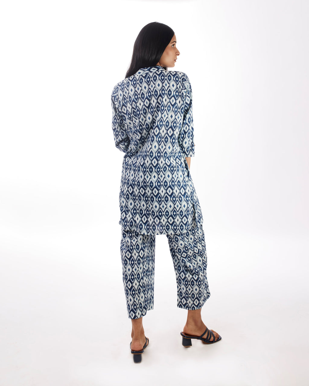 Blue Printed Top With Pant Set at Kamakhyaa by Kamakhyaa. This item is 100% pure cotton, Blue, Casual Wear, Co-ord Sets, KKYSS, Natural, Office, Office Wear Co-ords, Prints, Relaxed Fit, Summer Sutra, Womenswear