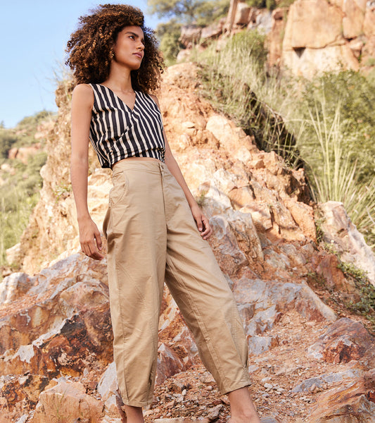 Brown Solids Trouser at Kamakhyaa by Khara Kapas. This item is Brown, Casual Wear, fall, Organic, Regular Fit, Solids, Trousers, Twill Weave Cotton, Under The Autumn Moon A/W 2022, Womenswear