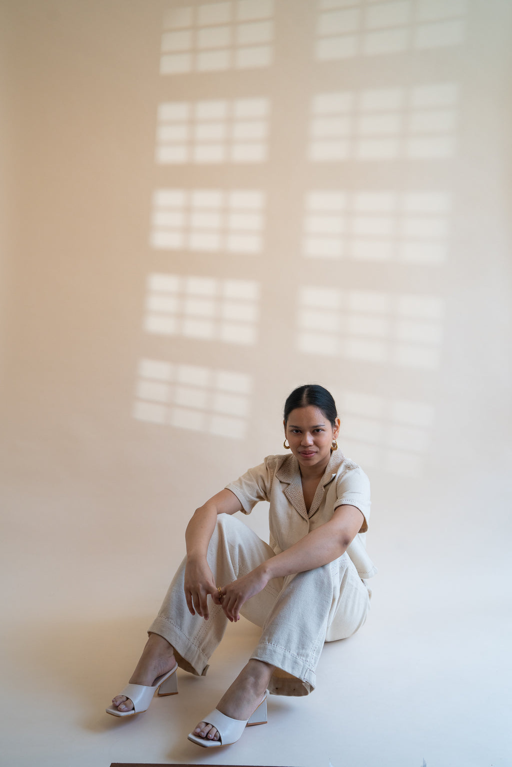 Dawning Denim Crop Jacket & Patch Pocket Pants Set at Kamakhyaa by Lafaani. This item is Beige, Casual Wear, Co-ord Sets, Denim, Embroidered, Hand Woven Cotton, Kora, Natural, Office, Office Wear Co-ords, Regular Fit, Womenswear