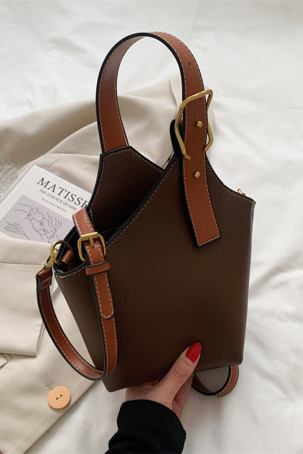 Fashion PU Leather Bucket Bag at Kamakhyaa by Trendsi. This item is Bags, Brown, Casual Wear, Fall, Free Size, Handbags, Natural, PU Leather, Ship From Overseas, Solids, Trendsi