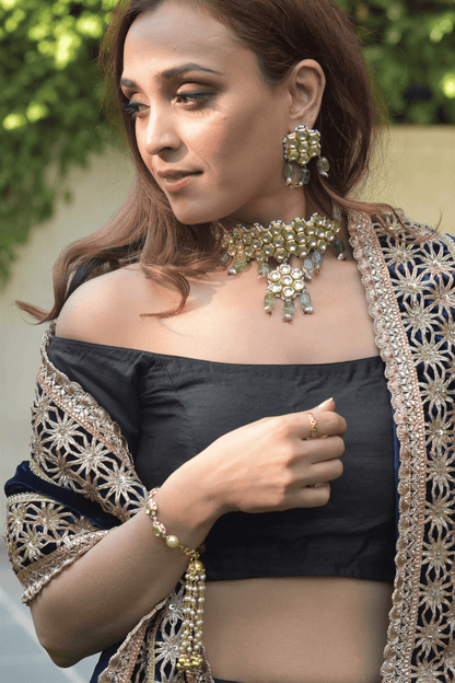 Green Choker Set Tumble Polki at Kamakhyaa by House Of Heer. This item is Alloy Metal, Festive Jewellery, Festive Wear, Free Size, Green, jewelry, Jewelry Sets, July Sale, July Sale 2023, Multicolor, Natural, Necklaces, Pearl, Polkis, Solids