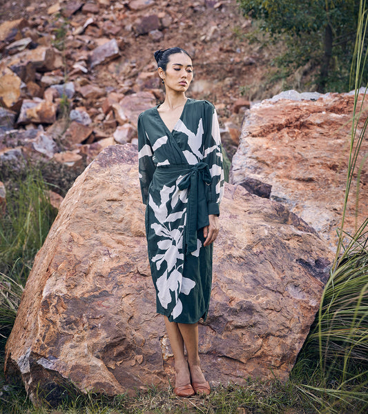 Green Midi Dress at Kamakhyaa by Khara Kapas. This item is 100% Cotton, Casual Wear, Green, Midi Dresses, Organic, Prints, Regular Fit, Under The Autumn Moon A/W 2022, Womenswear